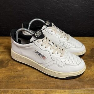 Autry Medalist Low Leather Sneakers White Size 40 US 7M 10W Low Top Sneaker